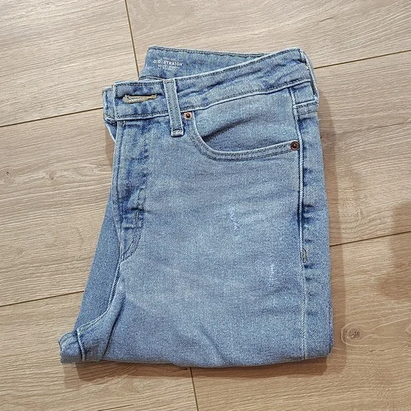 Old Navy Women's Light Blue High Rise,  O.G. Straight,  Size 6 Regular - Picture 11 of 11